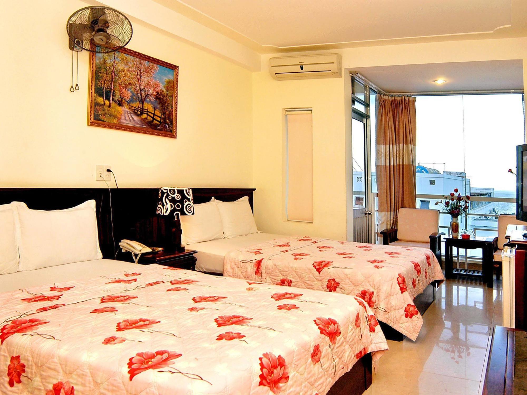 Khanh Duy Hotel Nha Trang Esterno foto